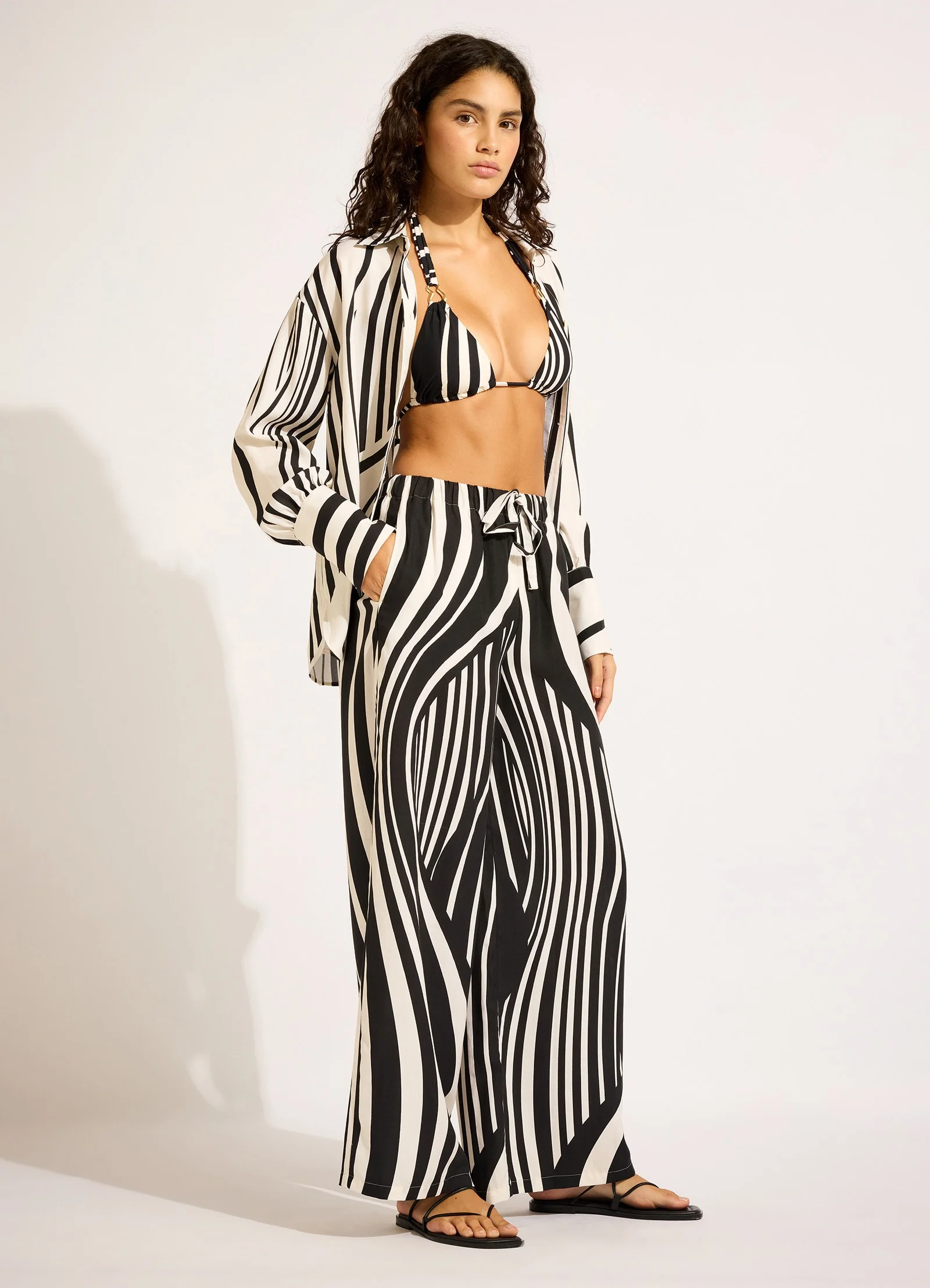 Coastline Drawcord Wide Leg Pant - Image 3