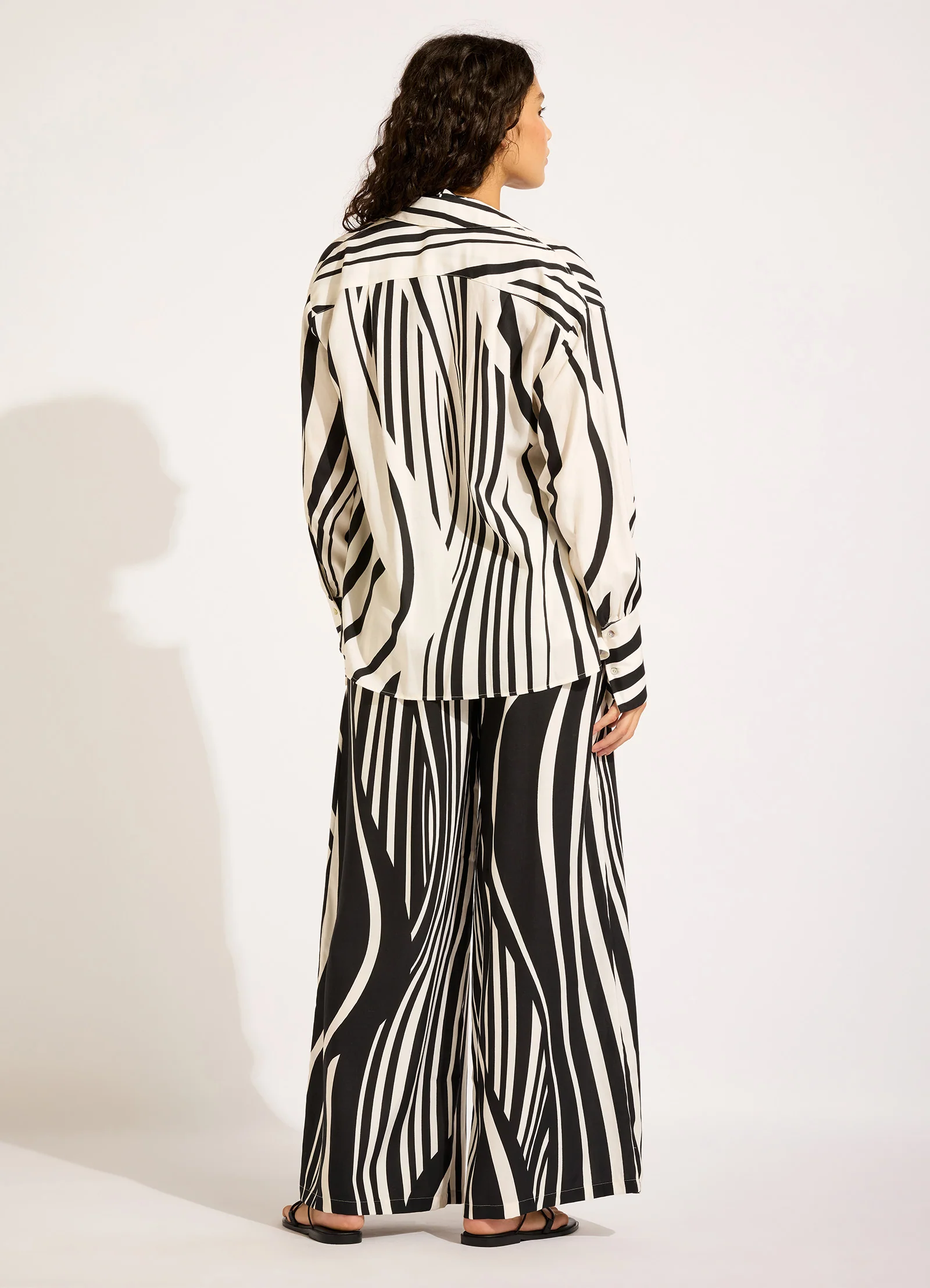 Coastline Drawcord Wide Leg Pant - Image 4