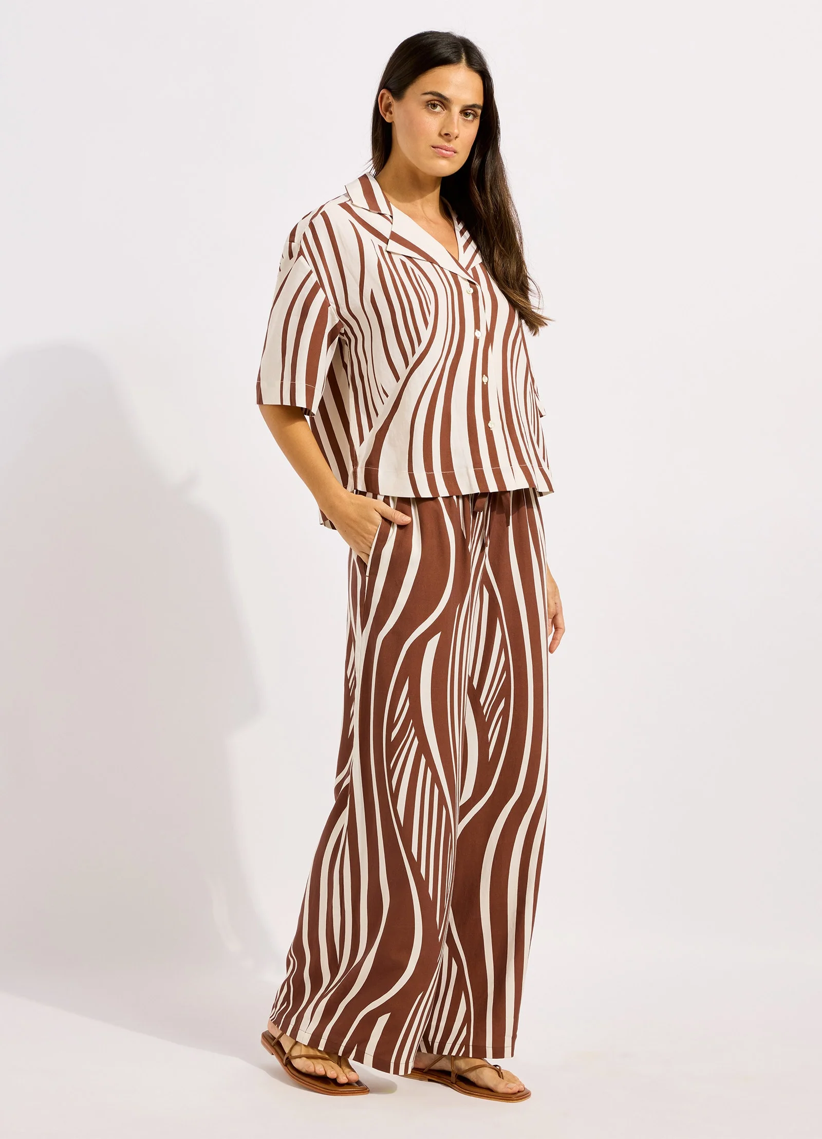 Coastline Drawcord Wide Leg Pant - Image 3