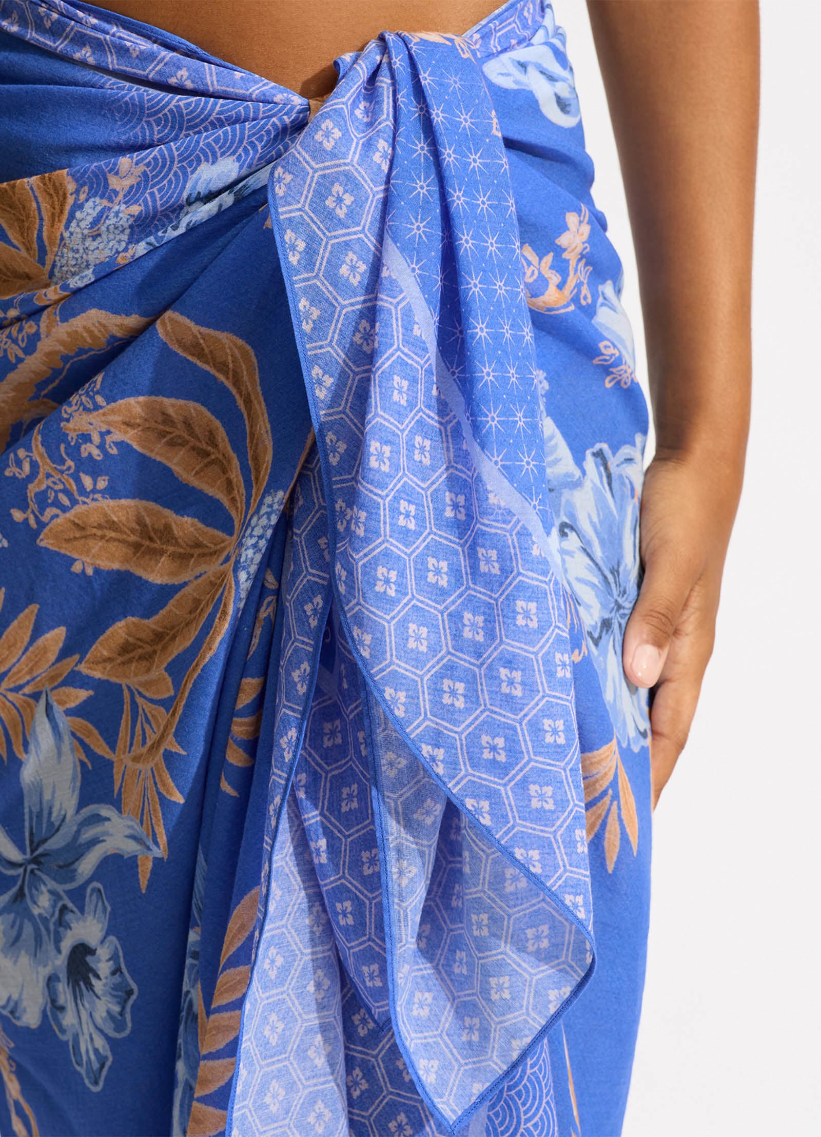 Eden Sarong - Azure - Image 4