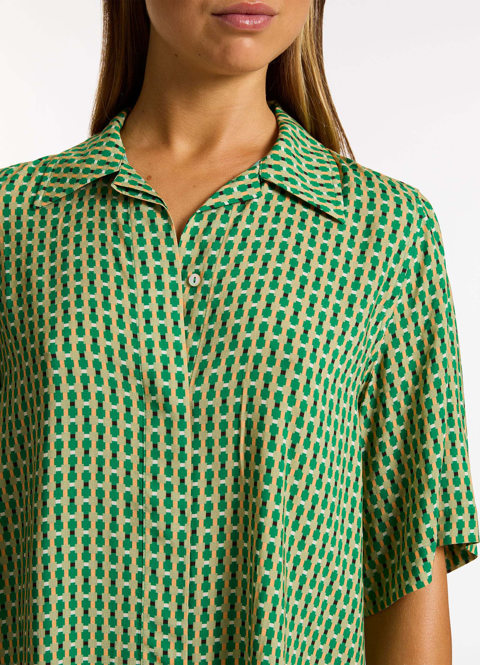 Mattala Geo Short Sleeve Shirt - Image 4