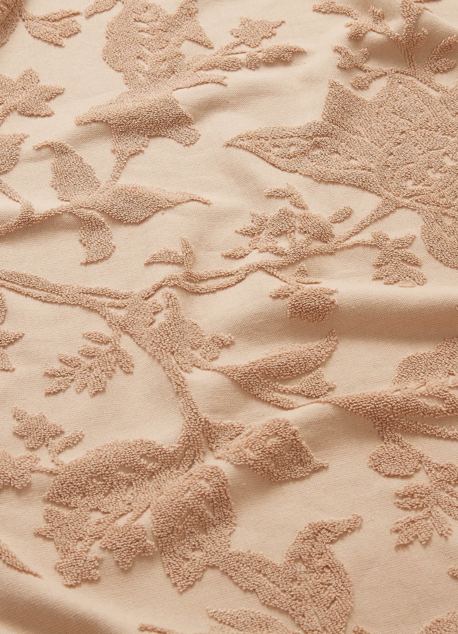 Silk Road Jacquard Beach Towel - Camel - Image 4
