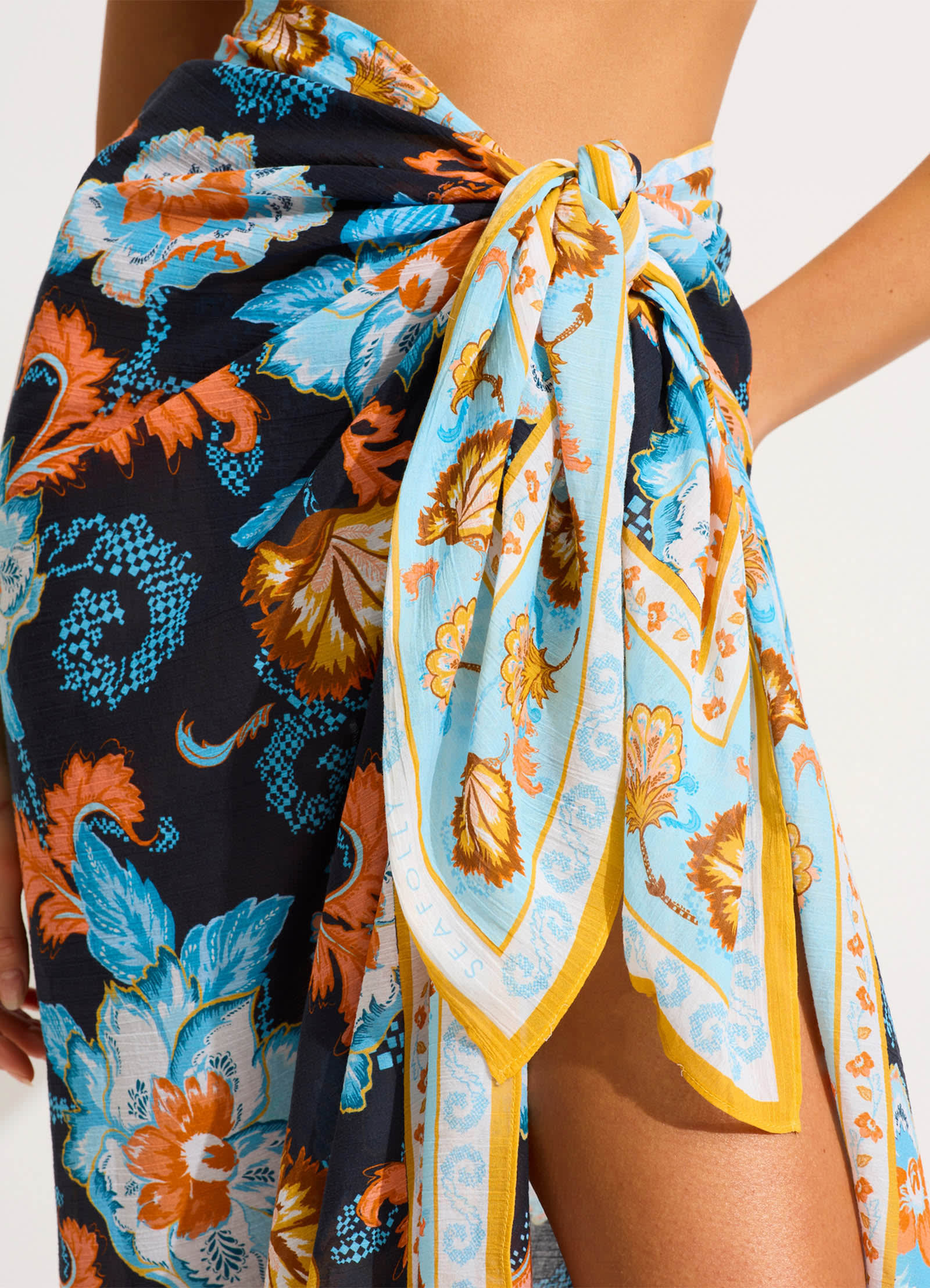 Spring Festival Sarong - True Navy - Image 4